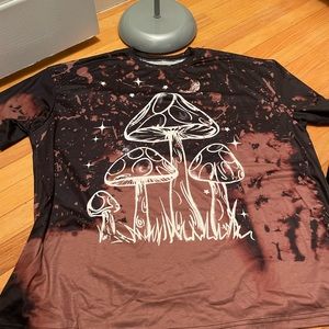 mushroom bleached t shirt